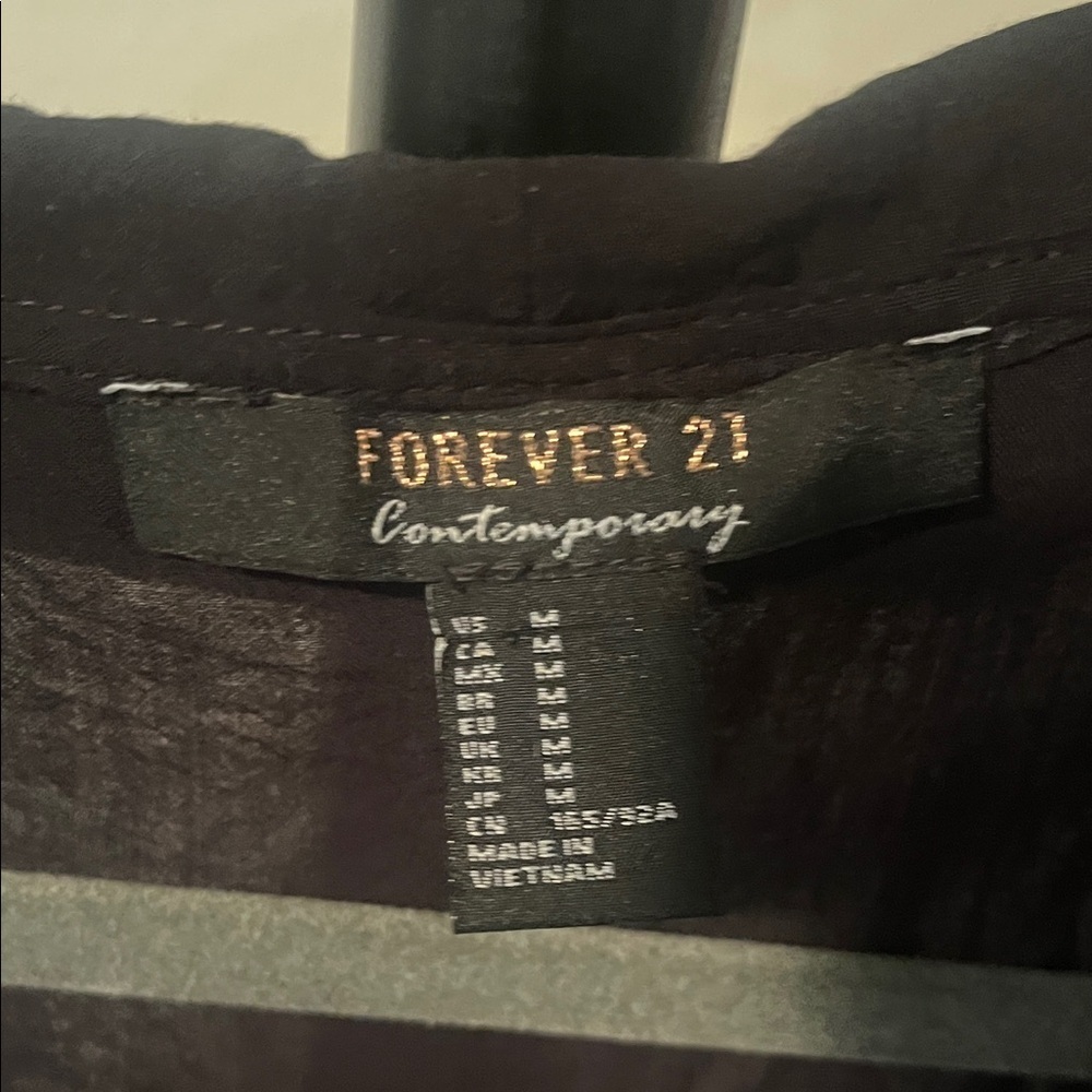 Forever 21 Black Short Sleeve Wrap Blouse - Picture 2 of 4